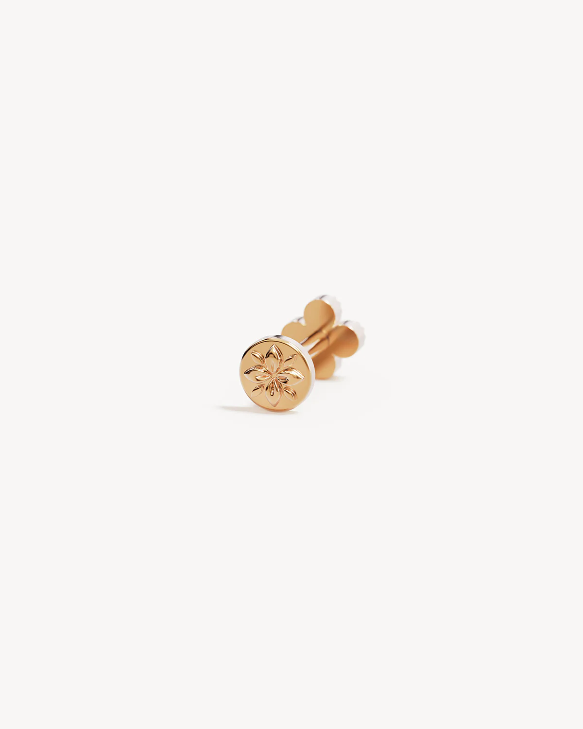 14k Solid Gold Lucky Clover Lab-Grown Diamond Cartilage Earring - Image 3