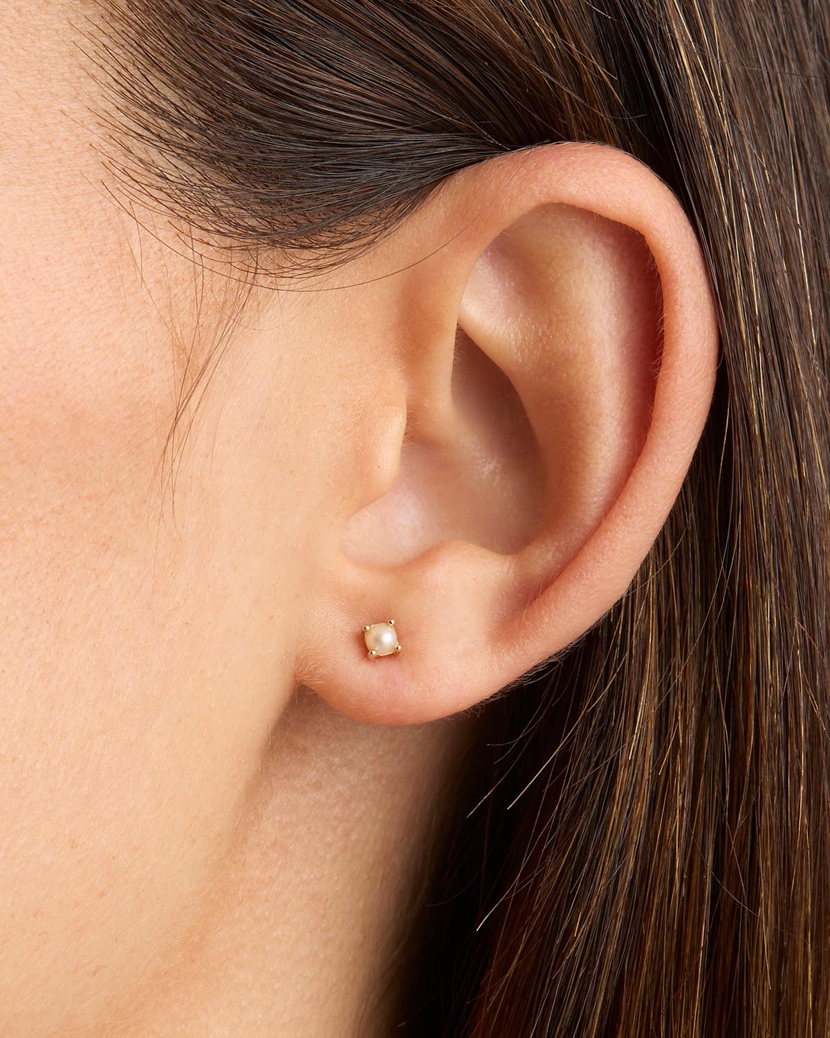 14k Solid Gold Serene Pearl Stud Earring - Image 2