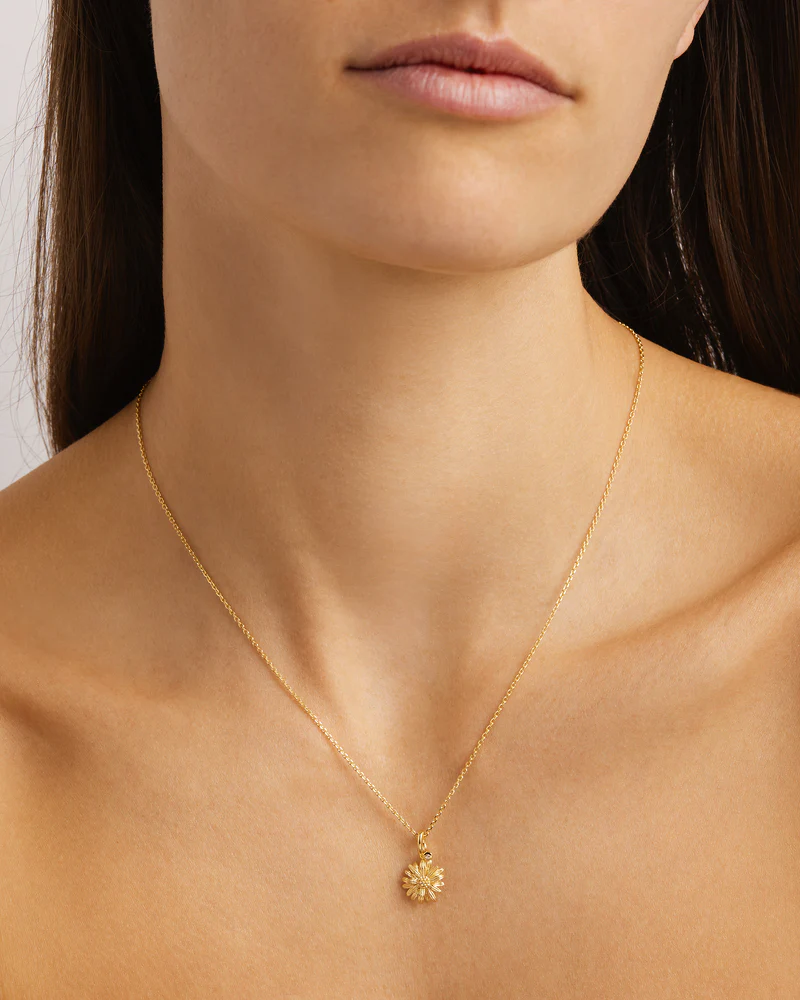 18k Gold Vermeil Daisy April Birth Flower Necklace - Image 2