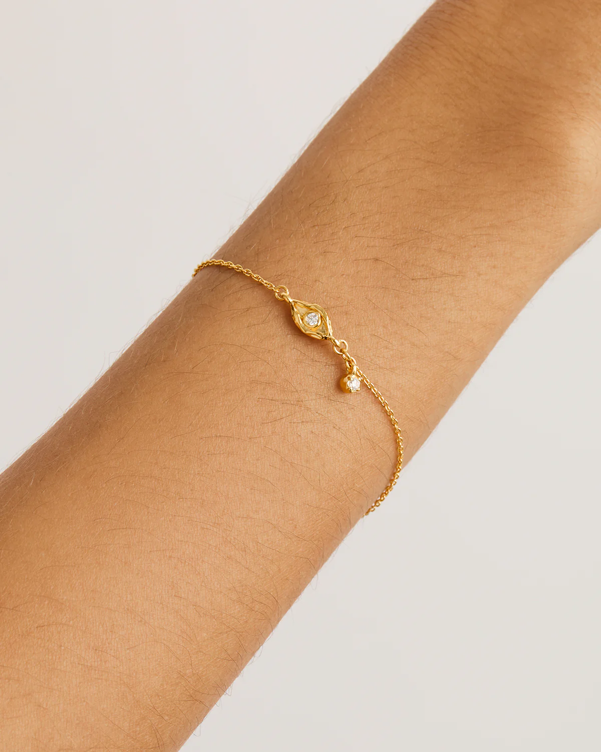 18k Gold Vermeil I am Protected Bracelet - Image 2