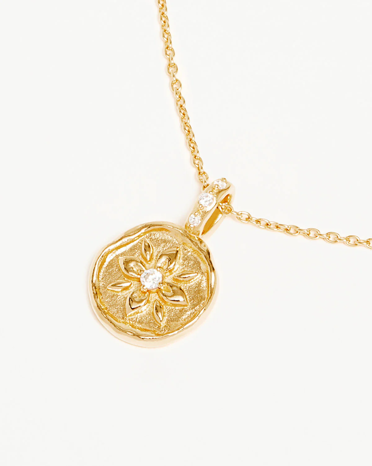 18k Gold Vermeil Live in Love Necklace - Image 3