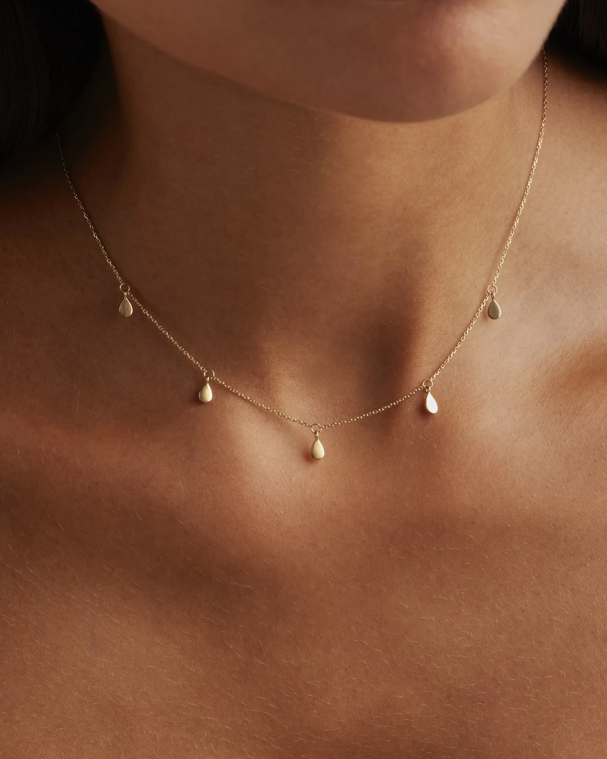 9k Solid Gold Grace Choker - Image 2
