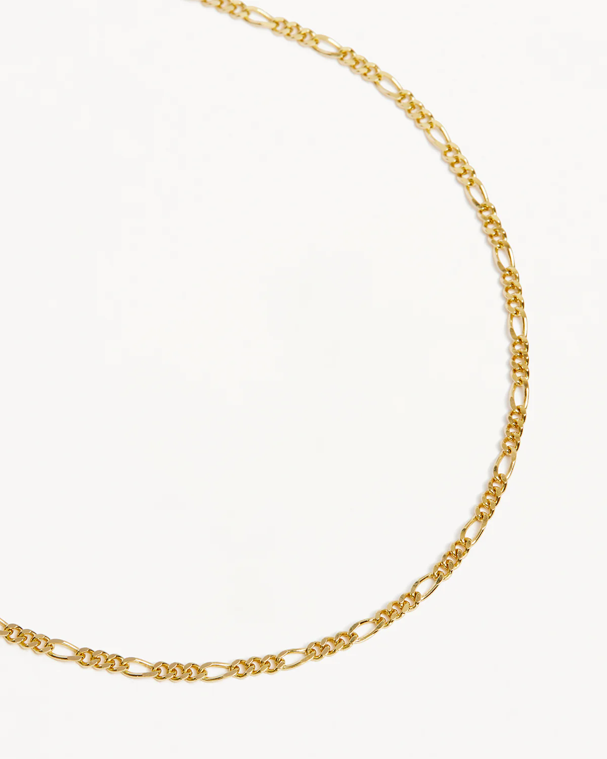 9k Solid Gold Figaro Chain Bracelet - Image 3