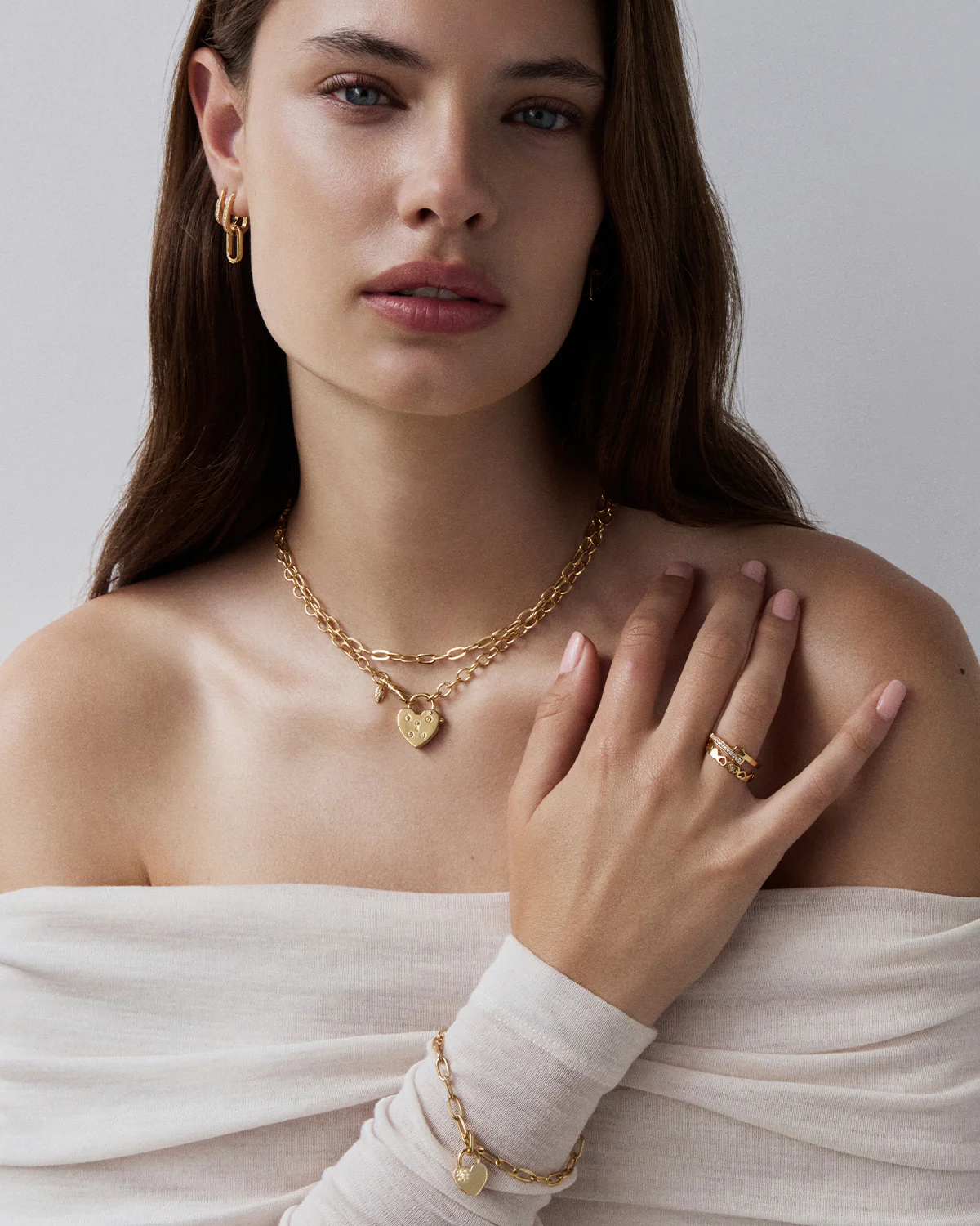 18k Gold Vermeil Connected Hearts Ring - Image 4