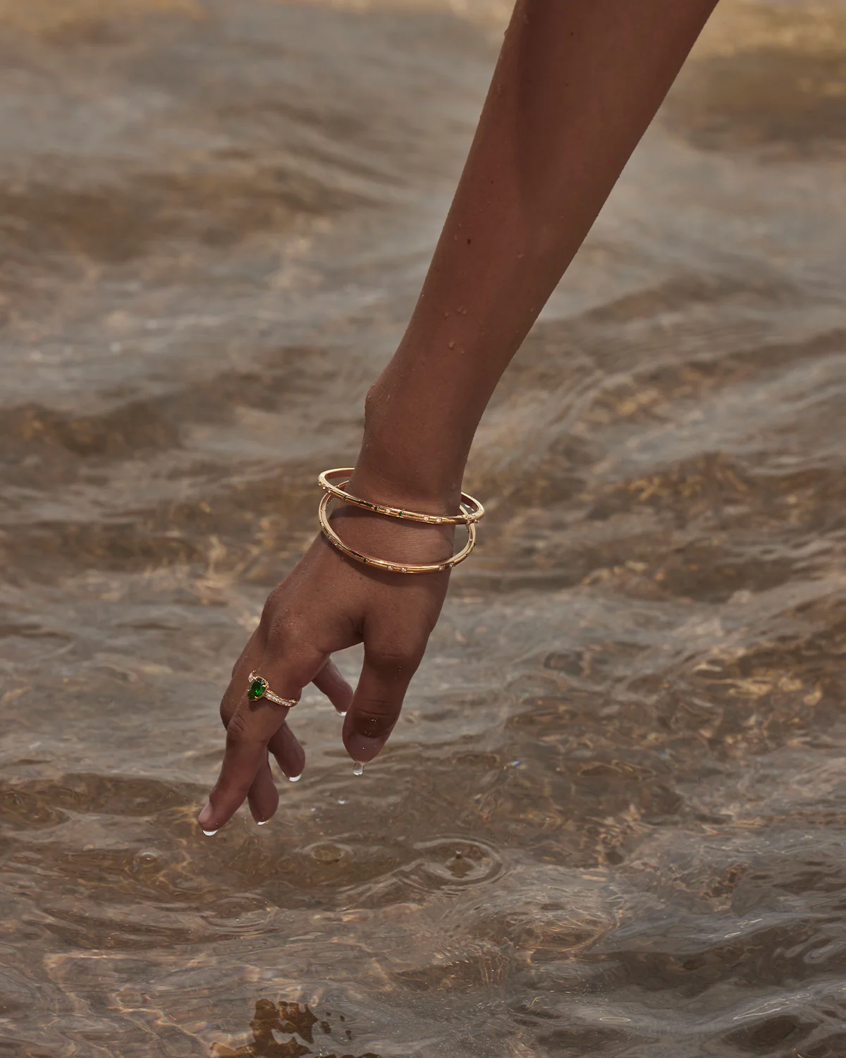 18k Gold Vermeil Depth of You Bangle - Image 5