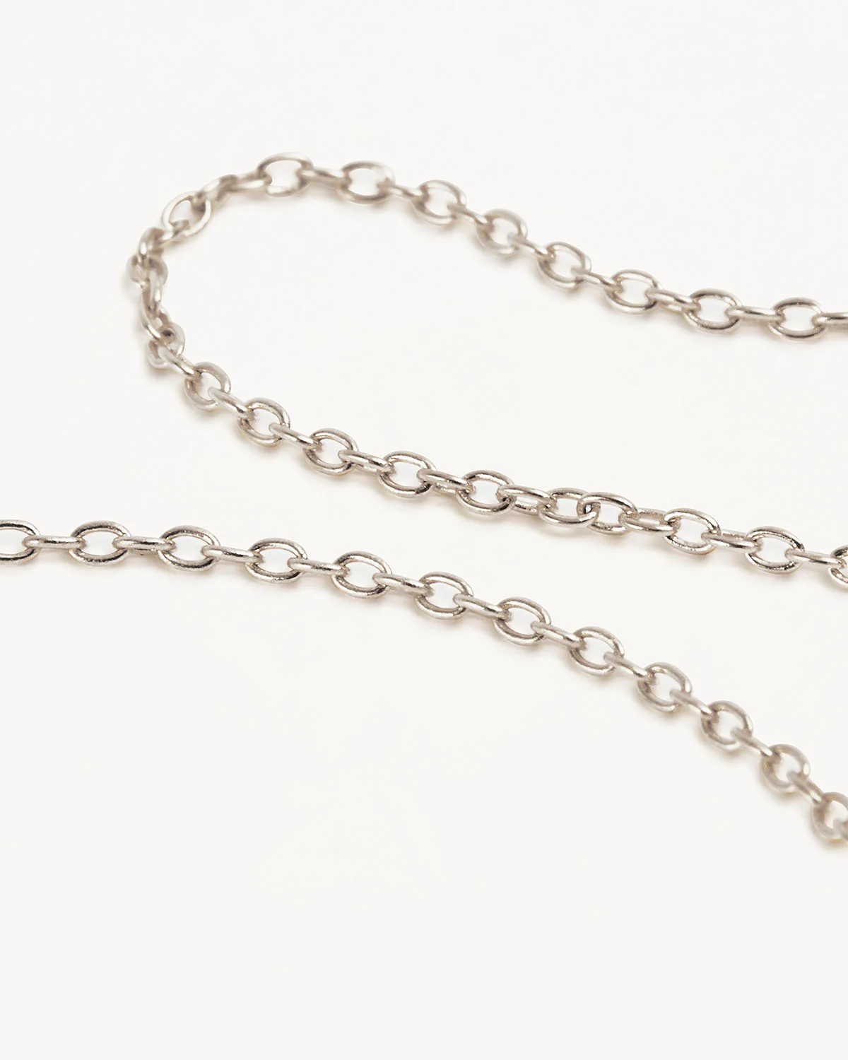 Sterling Silver 18" Fine Rolo Chain Necklace - Image 3