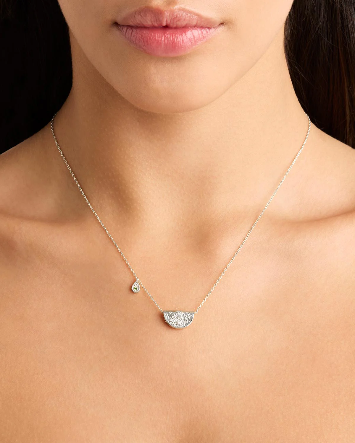 Sterling Silver Lotus Birthstone Necklace - August - Peridot - Image 2