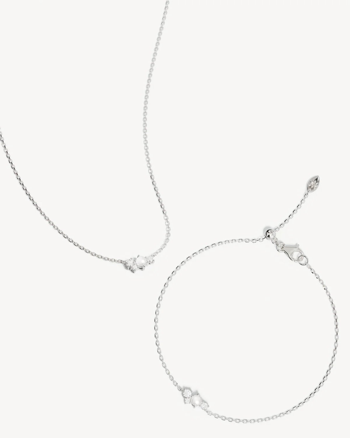 Sterling Silver Love in Stillness Pearl Gift Set